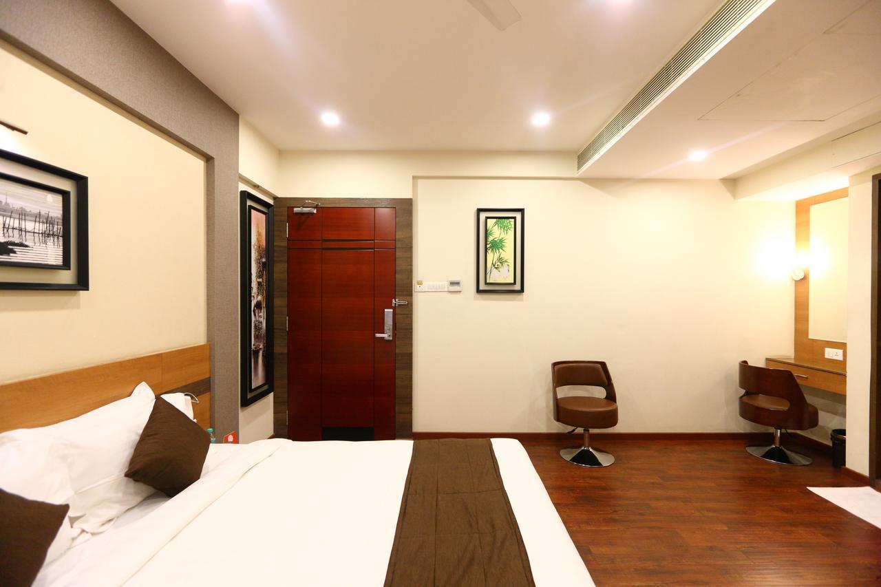 Fabhotel Prime Adore Residency 첸나이 외부 사진